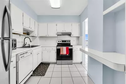 4001 Hillcrest Dr #812, Hollywood, FL 33021 - Photo 10