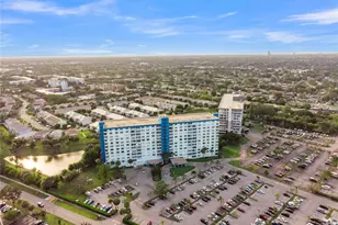 4001 Hillcrest Dr, Hollywood, FL 33021 - Photo 36
