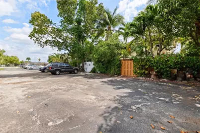 1363 NW 66th Ave, Margate, FL 33063 - Photo 24