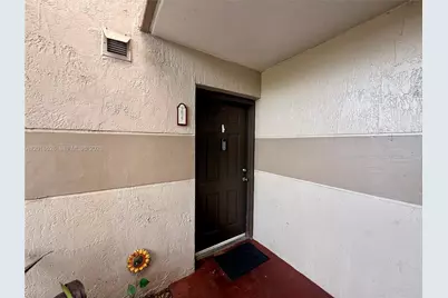 9827 Nob Hill Ct #0, Sunrise, FL 33351 - Photo 4