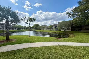 9827 Nob Hill Ct, Sunrise, FL 33351 - Photo 6