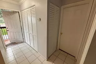 10329 NW 11th St, Pembroke Pines, FL 33026 - Photo 4