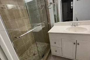 10329 NW 11th St, Pembroke Pines, FL 33026 - Photo 10