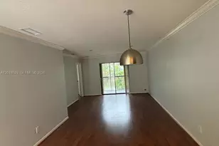10329 NW 11th St, Pembroke Pines, FL 33026 - Photo 1