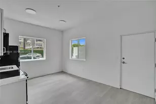 1567 NW 1st St, Miami, FL 33125 - Photo 2