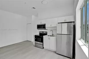 1567 NW 1st St, Miami, FL 33125 - Photo 4