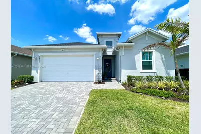 1217 SE Crosswood Way, Port Saint Lucie, FL 34984 - Photo 2