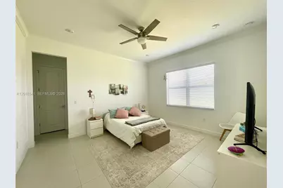 1217 SE Crosswood Way, Port Saint Lucie, FL 34984 - Photo 14