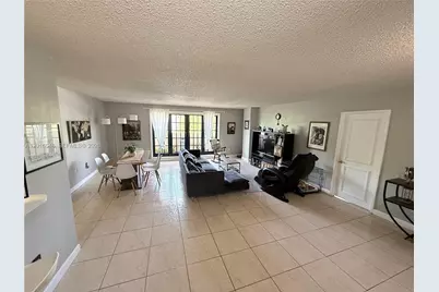 110 Salamanca Ave #PH, Coral Gables, FL 33134 - Photo 18