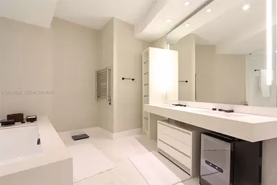 18555 Collins Ave #4605, Sunny Isles Beach, FL 33160 - Photo 20