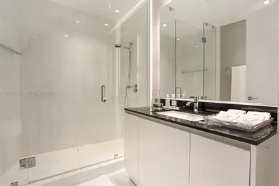 18555 Collins Ave #4605, Sunny Isles Beach, FL 33160 - Photo 24