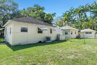 8701 NE 8th Ct, Miami, FL 33138 - Photo 6