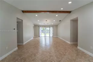 17601 SW 138th Ct, Miami, FL 33177 - Photo 6