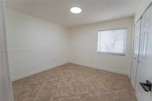 17601 SW 138th Ct, Miami, FL 33177 - Photo 12