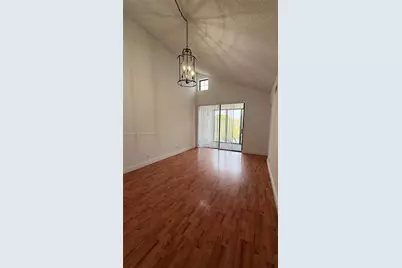216 Lake Pointe Dr #223, Oakland Park, FL 33309 - Photo 2