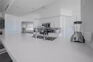 6301 Collins Ave, Miami Beach, FL 33141 - Photo 10