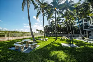 6301 Collins Ave, Miami Beach, FL 33141 - Photo 32