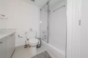 6301 Collins Ave, Miami Beach, FL 33141 - Photo 24
