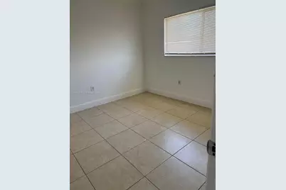 7778 W 34th Ln #20-201, Hialeah, FL 33018 - Photo 6