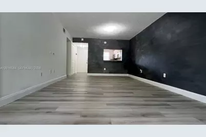 8885 Fontainebleau Blvd #205, Miami, FL 33172 - Photo 6