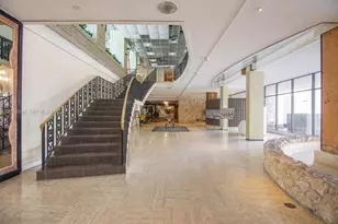 5555 Collins Ave, Miami Beach, FL 33140 - Photo 18