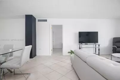 5555 Collins Ave #14U, Miami Beach, FL 33140 - Photo 16