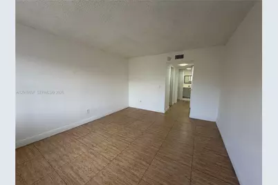 13685 NE 10th Ave #304, North Miami, FL 33161 - Photo 10