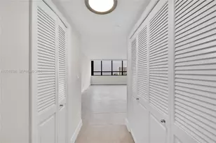 11113 Biscayne Blvd, Miami, FL 33181 - Photo 22