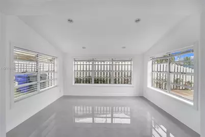 2718 Sherman St, Hollywood, FL 33020 - Photo 12