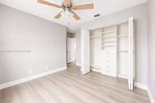 963 Falling Water Rd, Weston, FL 33326 - Photo 20