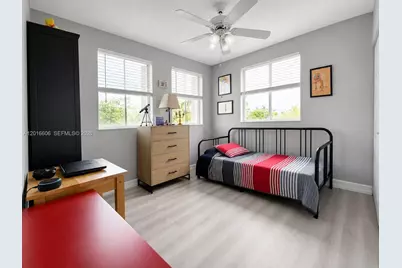 963 Falling Water Rd, Weston, FL 33326 - Photo 18