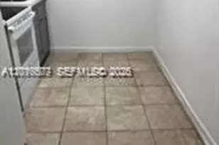 6990 NW 186th St, Hialeah, FL 33015 - Photo 12