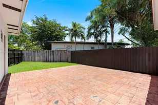 1025 Sylvania Blvd, West Miami, FL 33144 - Photo 26