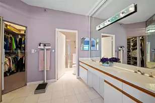 19101 NE 36th Ct, Aventura, FL 33180 - Photo 18