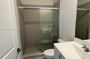 663 SE 13th St Cir, Homestead, FL 33034 - Photo 12