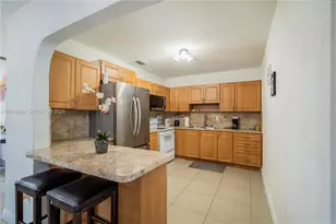690 E 10th Ave, Hialeah, FL 33010 - Photo 8