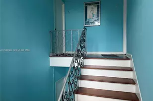 639 12th St, Miami Beach, FL 33139 - Photo 12