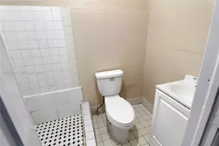 2001 NE 1st Ave, Pompano Beach, FL 33060 - Photo 12