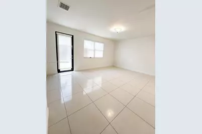 9845 NW 86th Ter, Doral, FL 33178 - Photo 12