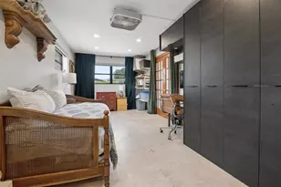 20021 NE 25th Ave, Miami, FL 33180 - Photo 24