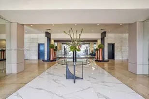1000 W Island Blvd, Aventura, FL 33160 - Photo 40