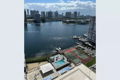 2780 NE 183rd St #PH04, Aventura, FL 33160 - Photo 24