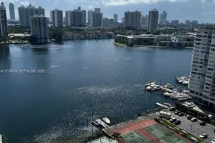 2780 NE 183rd St, Aventura, FL 33160 - Photo 24