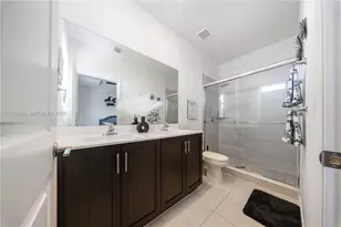 18236 SW 148th Rd, Miami, FL 33187 - Photo 16