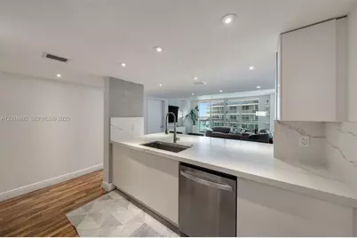 1800 N Bayshore Dr #2111, Miami, FL 33132 - Photo 10