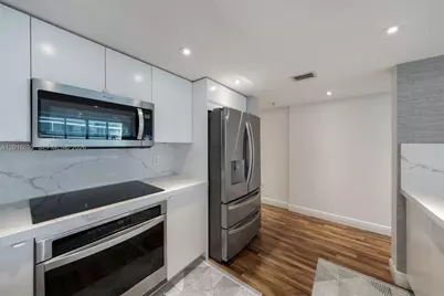 1800 N Bayshore Dr #2111, Miami, FL 33132 - Photo 8