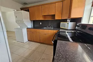 2651 NW 13th St, Miami, FL 33125 - Photo 4