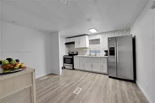 2148 SW 52nd St, Dania Beach, FL 33312 - Photo 8