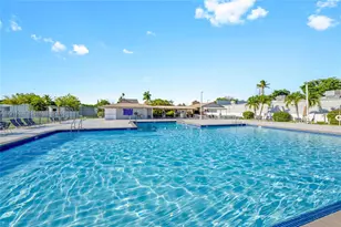 2148 SW 52nd St, Dania Beach, FL 33312 - Photo 36