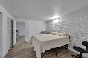 2148 SW 52nd St, Dania Beach, FL 33312 - Photo 14